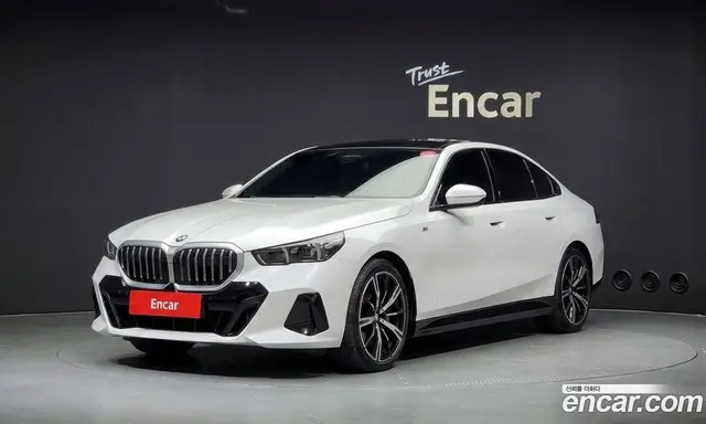 BMW 5 серия, 2024, 17 903 км