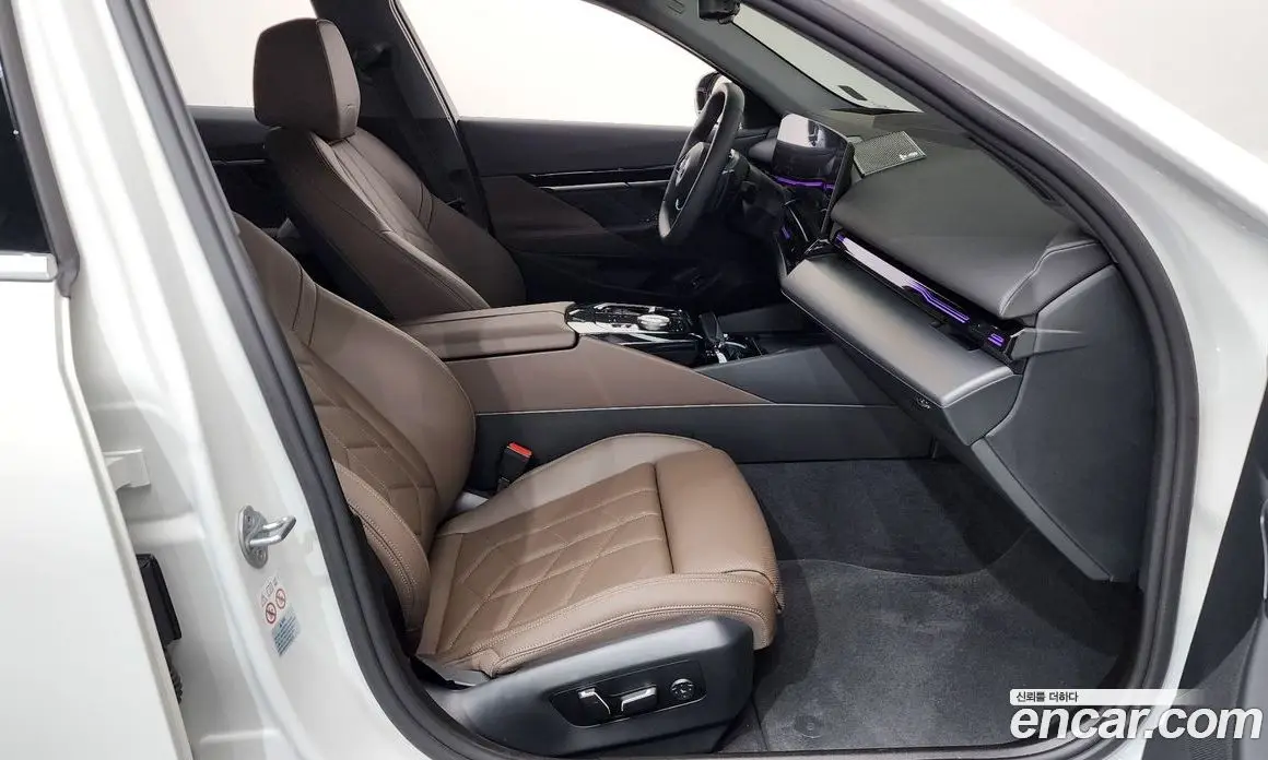BMW 5 серия 2024 2.0 автомат (гидро), фото 11 BMW 5 серия 2024 2.0 автомат (гидро), фото 11