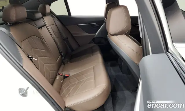 BMW 5 серия 2024 2.0 автомат (гидро), миниатюра 12