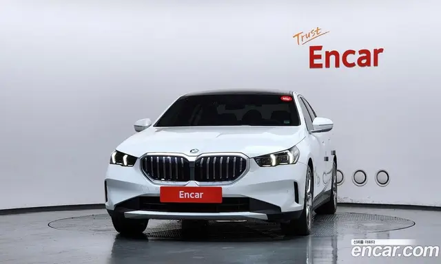 BMW 5 серия 2024 2.0 автомат (гидро), миниатюра 3 BMW 5 серия 2024 2.0 автомат (гидро), миниатюра 3