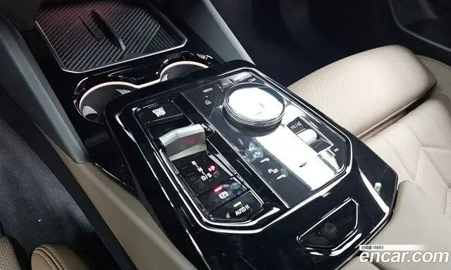 BMW 5 серия 2025 2.0 автомат (гидро), миниатюра 11 BMW 5 серия 2025 2.0 автомат (гидро), миниатюра 11