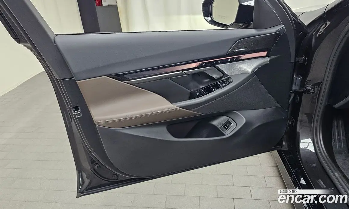 BMW 5 серия 2025 2.0 автомат (гидро), фото 13 BMW 5 серия 2025 2.0 автомат (гидро), фото 13
