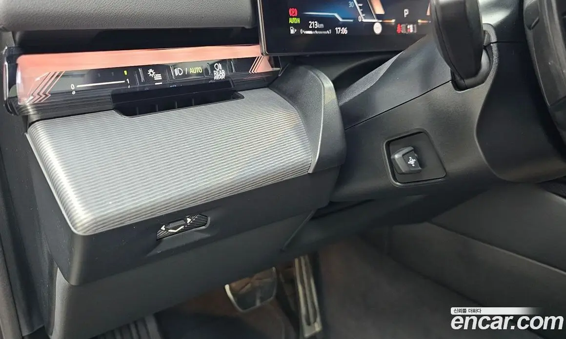 BMW 5 серия 2025 2.0 автомат (гидро), фото 28 BMW 5 серия 2025 2.0 автомат (гидро), фото 28