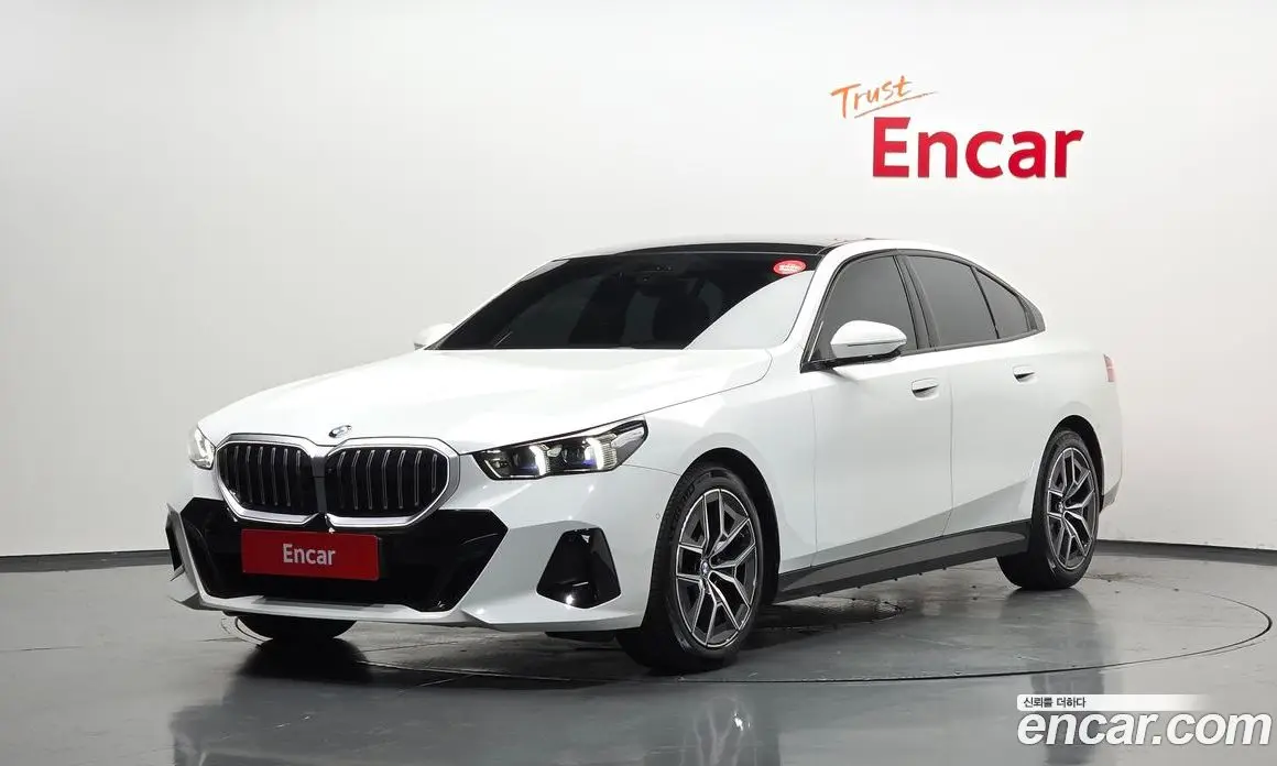 BMW 5 серия 2025 2.0 автомат (гидро), фото 1 BMW 5 серия 2025 2.0 автомат (гидро), фото 1