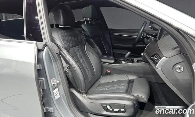 BMW 6 серия 2022 2.0 автомат (гидро), миниатюра 11