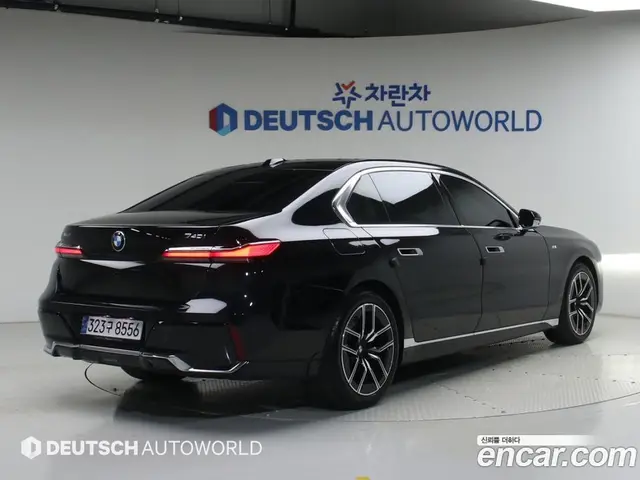 BMW 7 серия 2025 3.0 автомат (гидро), миниатюра 2