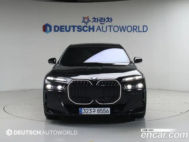 BMW 7 серия 2025 3.0 автомат (гидро), миниатюра 3