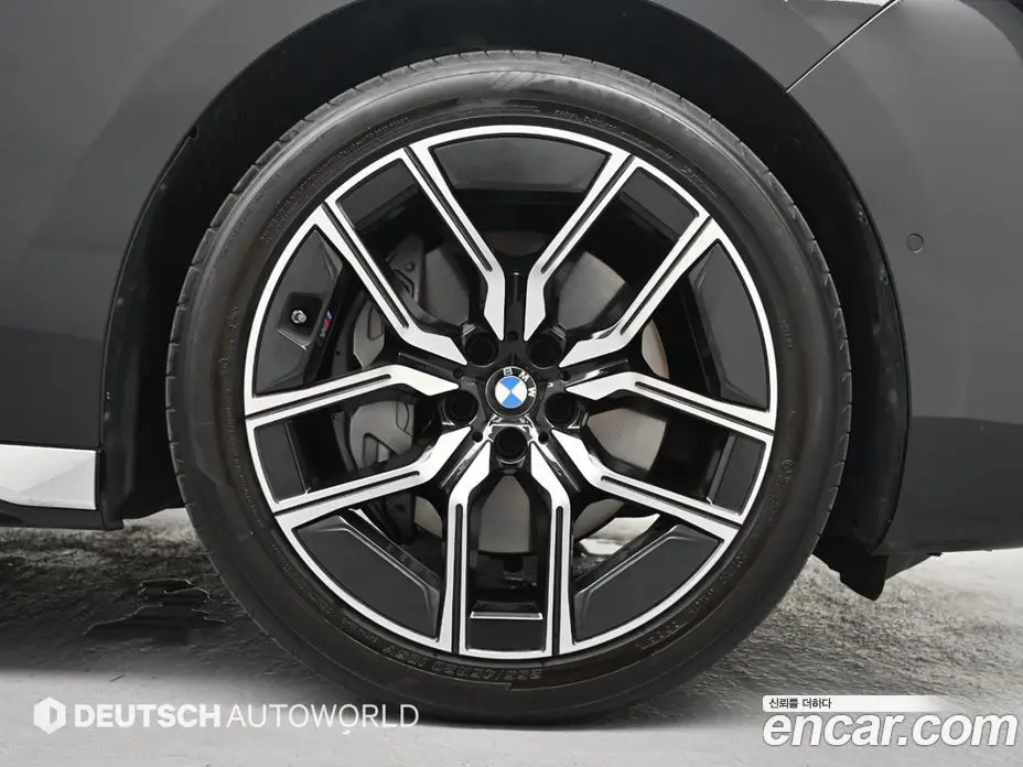 BMW 7 серия 2025 3.0 автомат (гидро), фото 5
