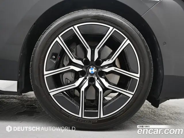 BMW 7 серия 2025 3.0 автомат (гидро), миниатюра 5