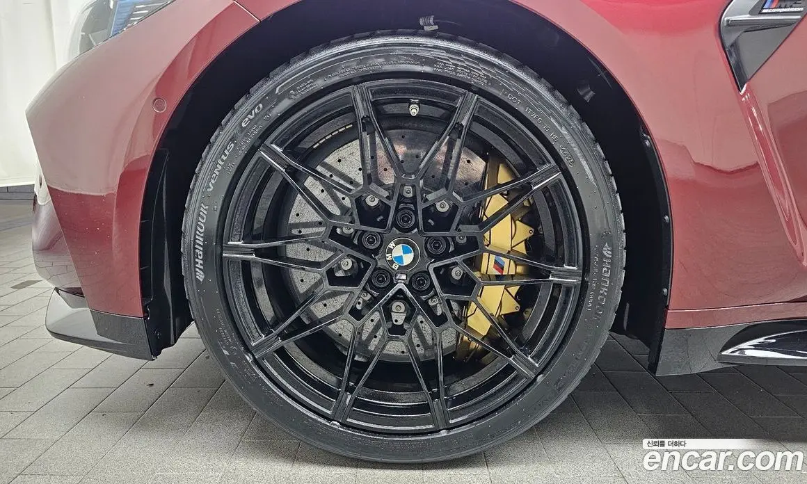 BMW M3 2025 3.0 автомат (гидро), фото 4 BMW M3 2025 3.0 автомат (гидро), фото 4