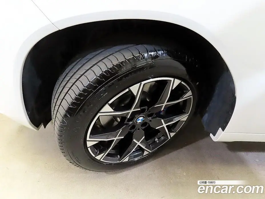 BMW X3 2025 2.0 автомат (гидро), фото 20 BMW X3 2025 2.0 автомат (гидро), фото 20