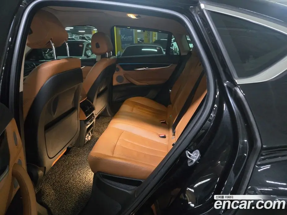 BMW X6 2017 3.0 автомат (гидро), фото 14 BMW X6 2017 3.0 автомат (гидро), фото 14