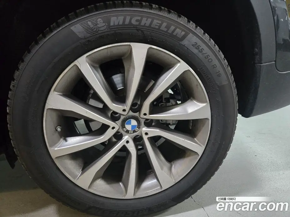 BMW X6 2017 3.0 автомат (гидро), фото 19 BMW X6 2017 3.0 автомат (гидро), фото 19