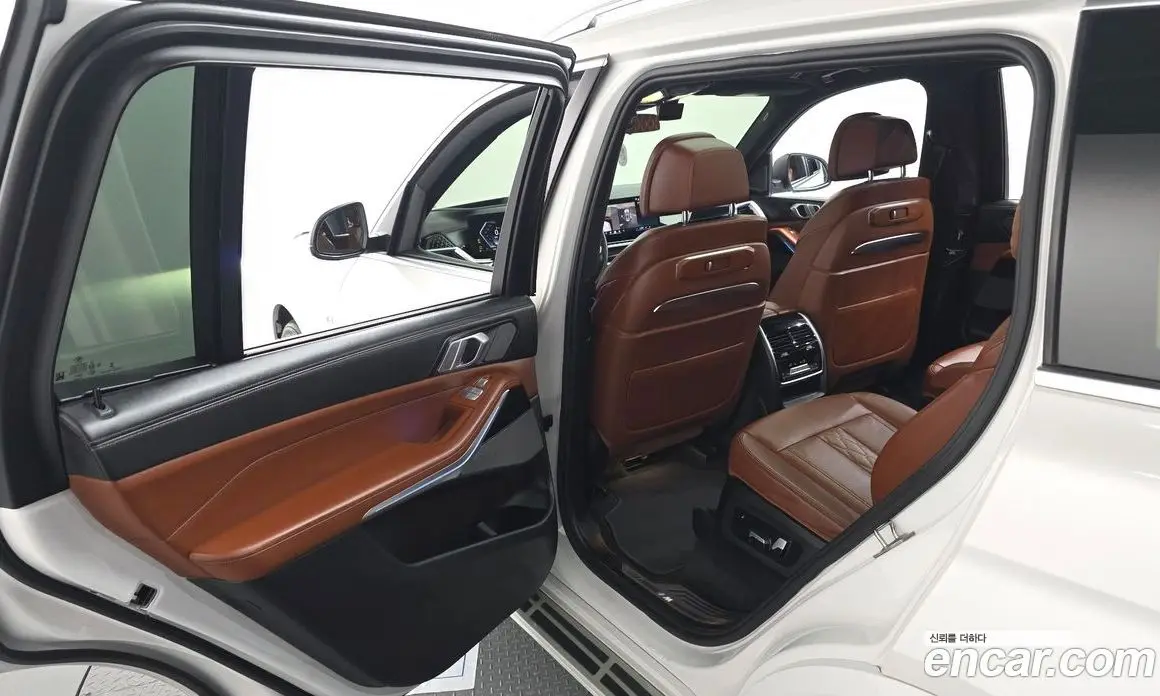 BMW X7 2024 3.0 автомат (гидро), фото 18