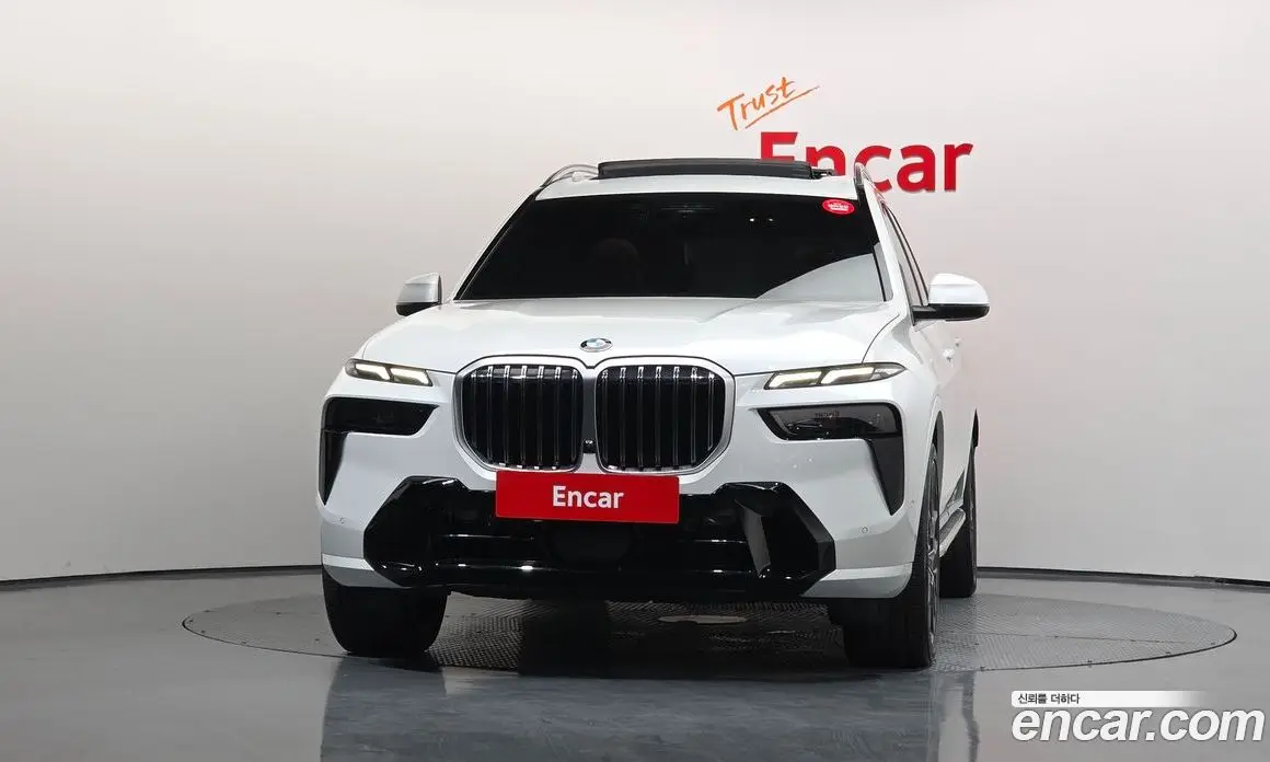 BMW X7 2024 3.0 автомат (гидро), фото 3