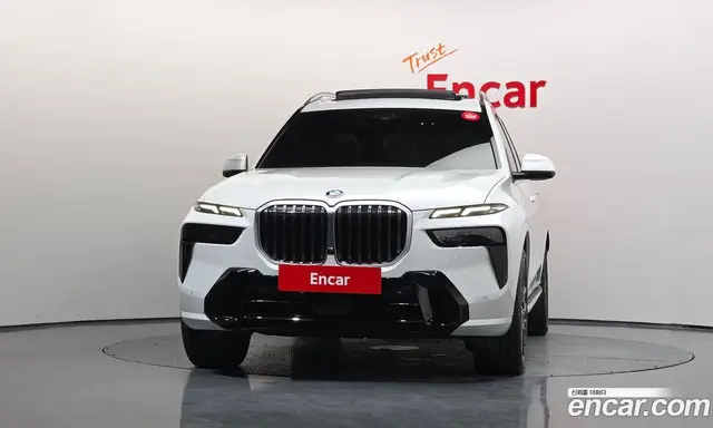 BMW X7 2024 3.0 автомат (гидро), миниатюра 3