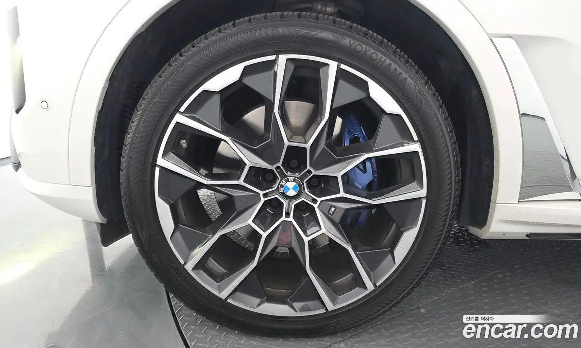 BMW X7 2024 3.0 автомат (гидро), фото 5
