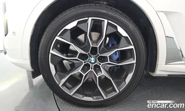 BMW X7 2024 3.0 автомат (гидро), миниатюра 5