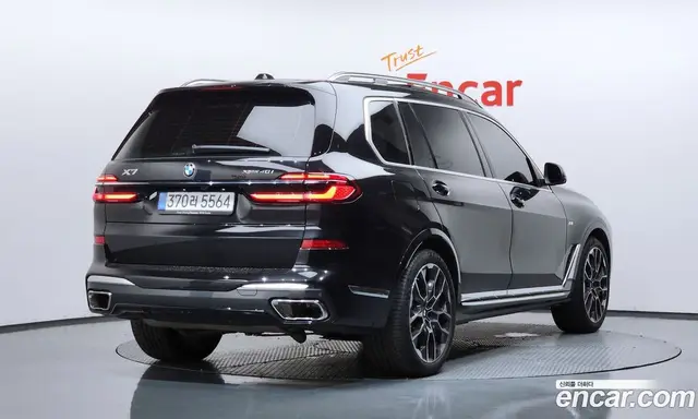 BMW X7 2025 3.0 автомат (гидро), миниатюра 2