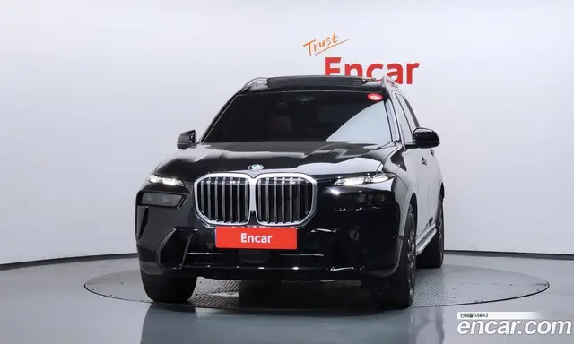 BMW X7 2025 3.0 автомат (гидро), миниатюра 3