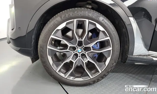 BMW X7 2025 3.0 автомат (гидро), миниатюра 5