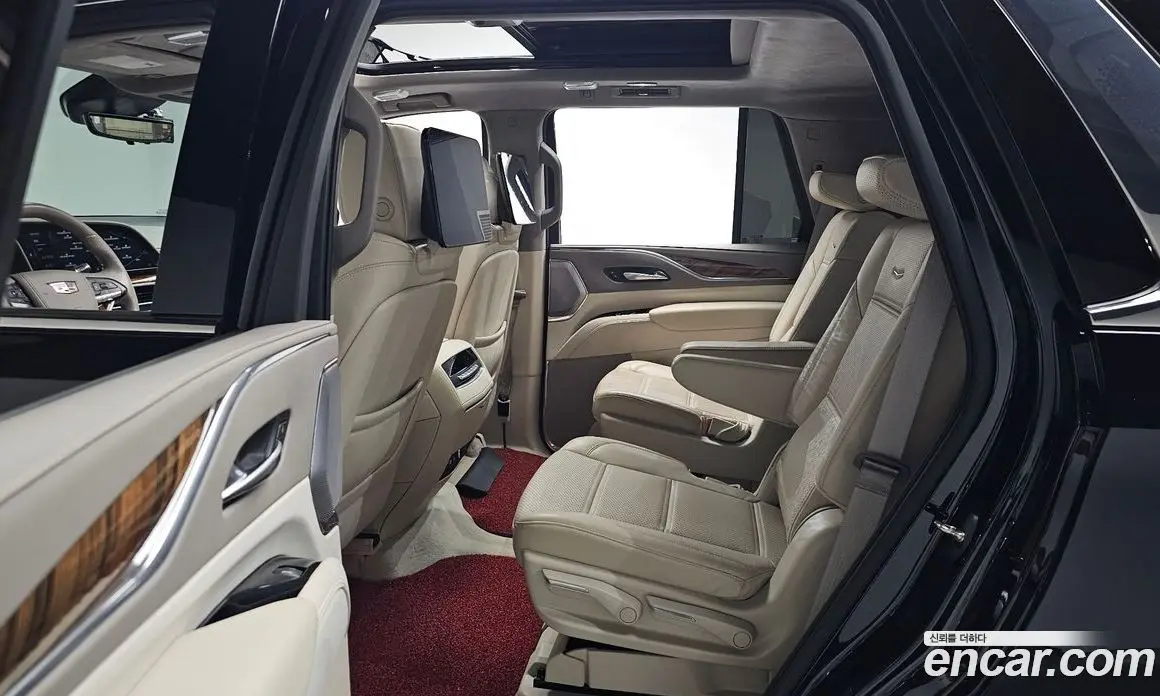 Cadillac Escalade 2022 6.2 автомат (гидро), фото 16 Cadillac Escalade 2022 6.2 автомат (гидро), фото 16