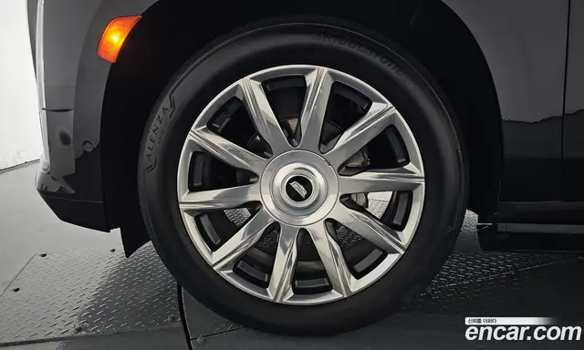 Cadillac Escalade 2022 6.2 автомат (гидро), миниатюра 4 Cadillac Escalade 2022 6.2 автомат (гидро), миниатюра 4