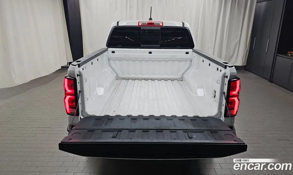 Chevrolet Colorado 2023 2.7 автомат (гидро), фото 22 Chevrolet Colorado 2023 2.7 автомат (гидро), фото 22
