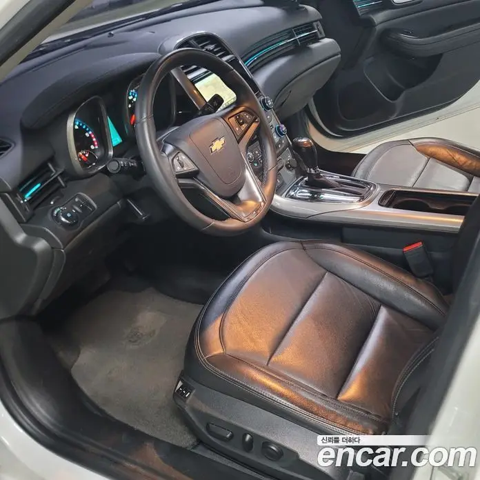 Chevrolet Malibu 2015 2.0 автомат (гидро), фото 11