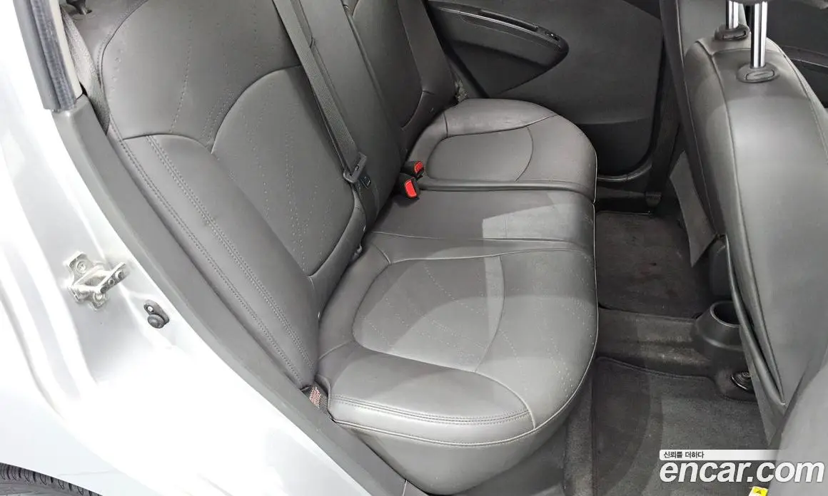 Chevrolet Spark 2014 1.0 автомат (гидро), фото 17