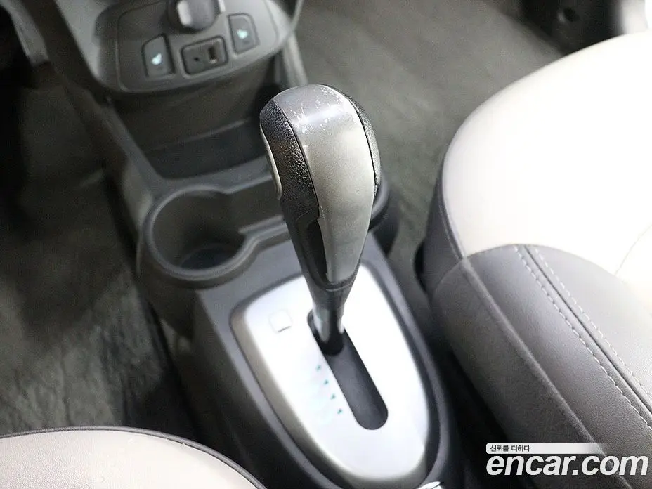 Chevrolet Spark 2014 1.0 автомат (гидро), фото 12 Chevrolet Spark 2014 1.0 автомат (гидро), фото 12
