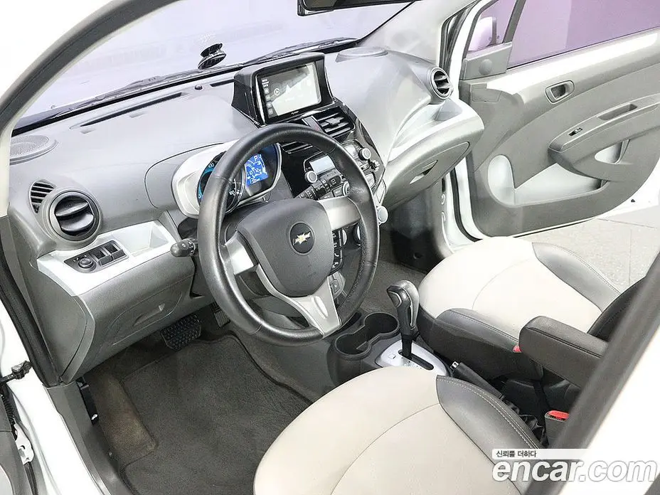 Chevrolet Spark 2014 1.0 автомат (гидро), фото 17 Chevrolet Spark 2014 1.0 автомат (гидро), фото 17