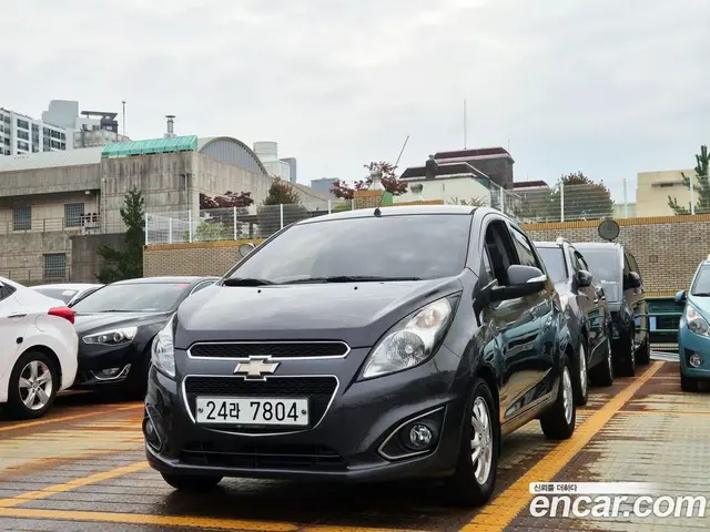 Chevrolet Spark 2015 1.0 автомат (гидро), миниатюра 2