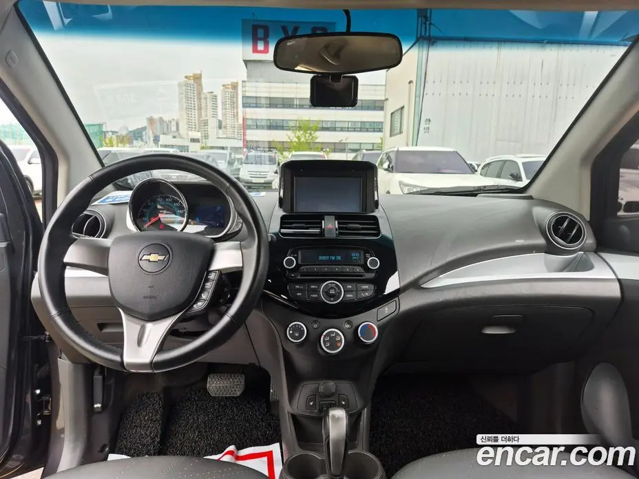 Chevrolet Spark 2015 1.0 автомат (гидро), фото 12