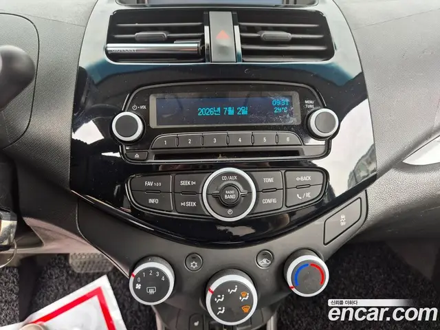 Chevrolet Spark 2015 1.0 автомат (гидро), миниатюра 8