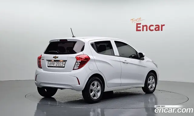Chevrolet Spark 2019 1.0 автомат (гидро), миниатюра 2 Chevrolet Spark 2019 1.0 автомат (гидро), миниатюра 2