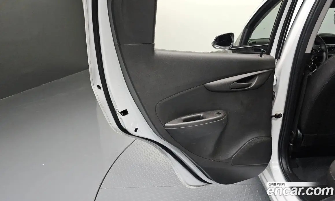 Chevrolet Spark 2019 1.0 автомат (гидро), фото 15 Chevrolet Spark 2019 1.0 автомат (гидро), фото 15