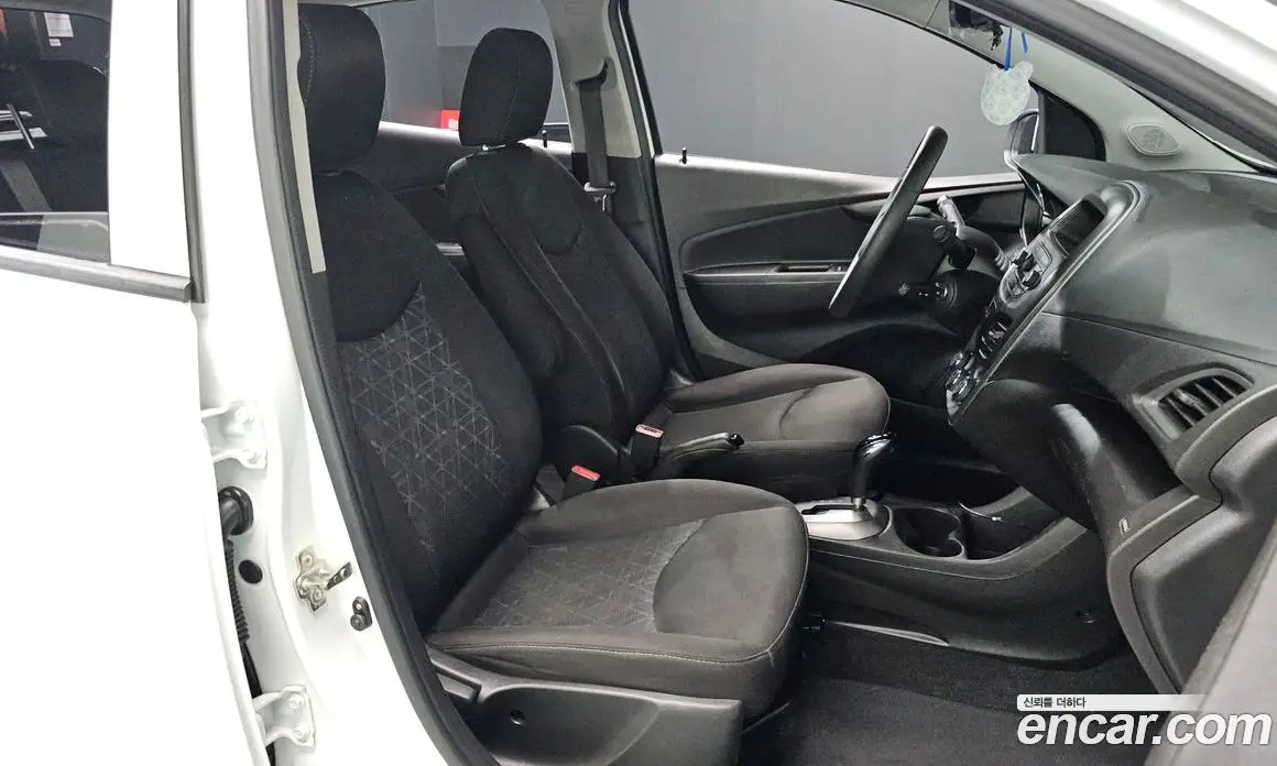Chevrolet Spark 2019 1.0 автомат (гидро), фото 18 Chevrolet Spark 2019 1.0 автомат (гидро), фото 18
