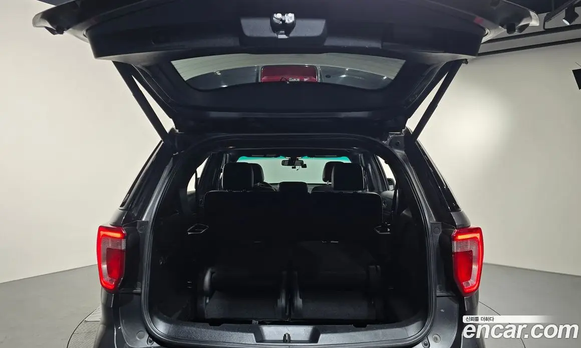 Ford Explorer 2016 2.3 автомат (гидро), фото 18 Ford Explorer 2016 2.3 автомат (гидро), фото 18