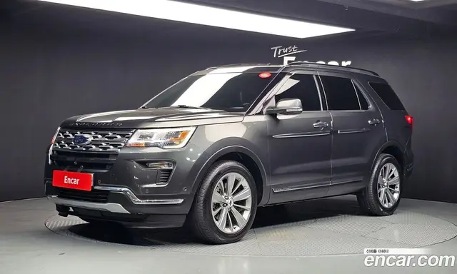 Ford Explorer 2019 2.3 автомат (гидро), миниатюра 1 Ford Explorer 2019 2.3 автомат (гидро), миниатюра 1