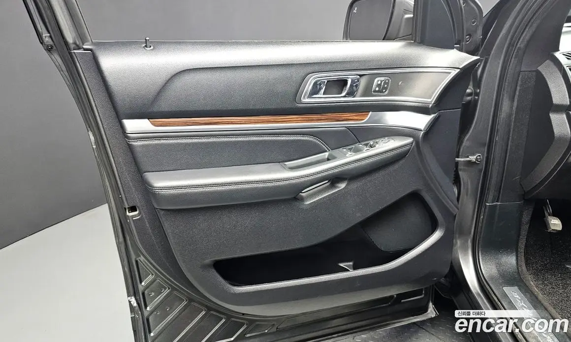 Ford Explorer 2019 2.3 автомат (гидро), фото 14 Ford Explorer 2019 2.3 автомат (гидро), фото 14