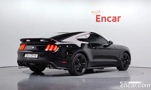 Ford Mustang 2016 2.3 автомат (гидро), миниатюра 2 Ford Mustang 2016 2.3 автомат (гидро), миниатюра 2