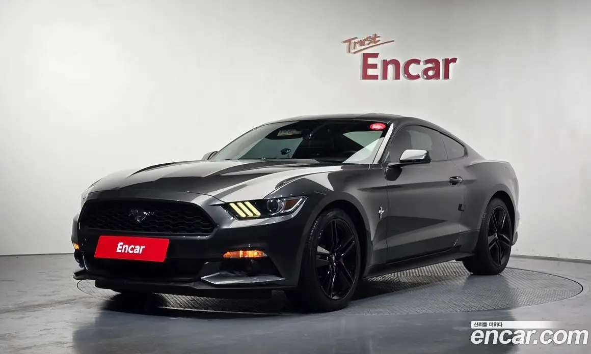 Ford Mustang 2017 2.3 автомат (гидро), фото 1 Ford Mustang 2017 2.3 автомат (гидро), фото 1