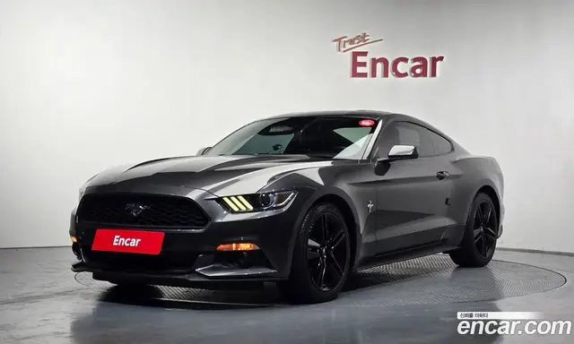 Ford Mustang 2017 2.3 автомат (гидро), миниатюра 1 Ford Mustang 2017 2.3 автомат (гидро), миниатюра 1