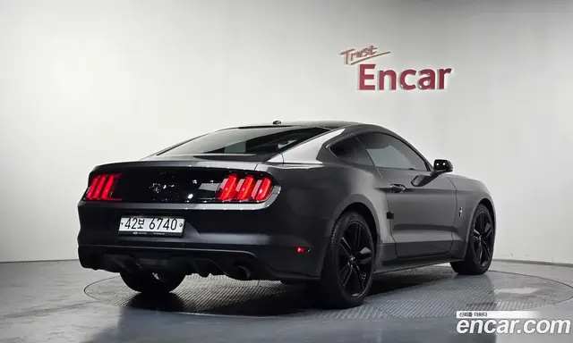 Ford Mustang 2017 2.3 автомат (гидро), миниатюра 2 Ford Mustang 2017 2.3 автомат (гидро), миниатюра 2