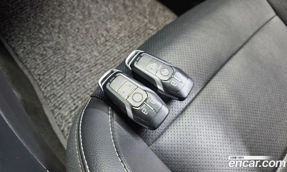 Ford Mustang 2017 2.3 автомат (гидро), фото 15 Ford Mustang 2017 2.3 автомат (гидро), фото 15