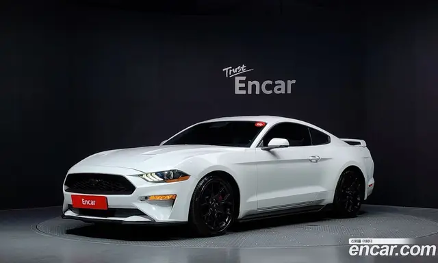 Ford Mustang 2018 2.3 автомат (гидро), миниатюра 1 Ford Mustang 2018 2.3 автомат (гидро), миниатюра 1