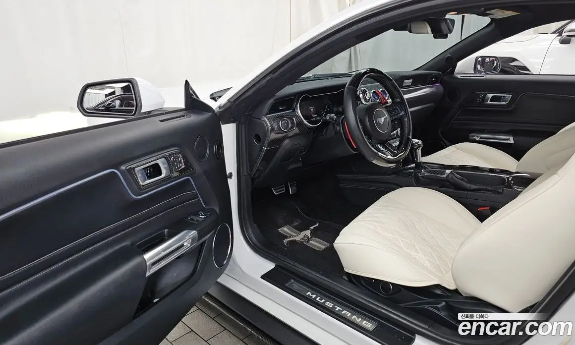 Ford Mustang 2018 2.3 автомат (гидро), фото 13 Ford Mustang 2018 2.3 автомат (гидро), фото 13