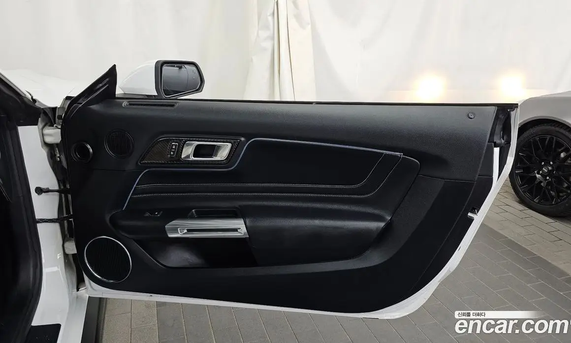 Ford Mustang 2018 2.3 автомат (гидро), фото 15 Ford Mustang 2018 2.3 автомат (гидро), фото 15