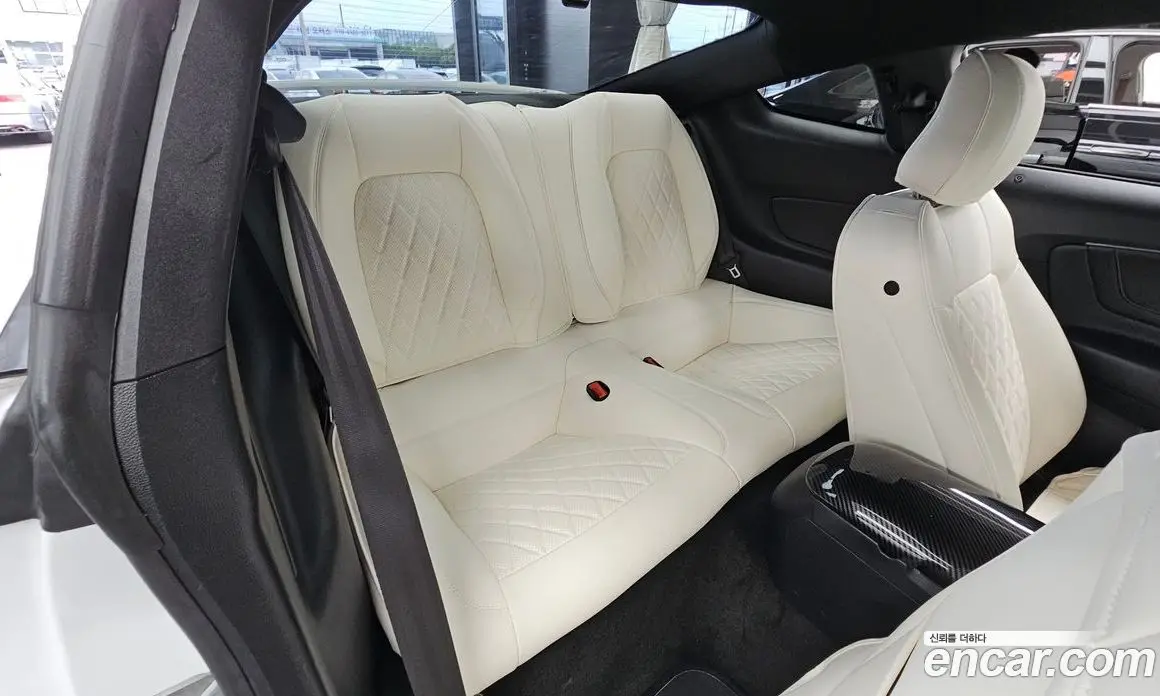 Ford Mustang 2018 2.3 автомат (гидро), фото 18 Ford Mustang 2018 2.3 автомат (гидро), фото 18